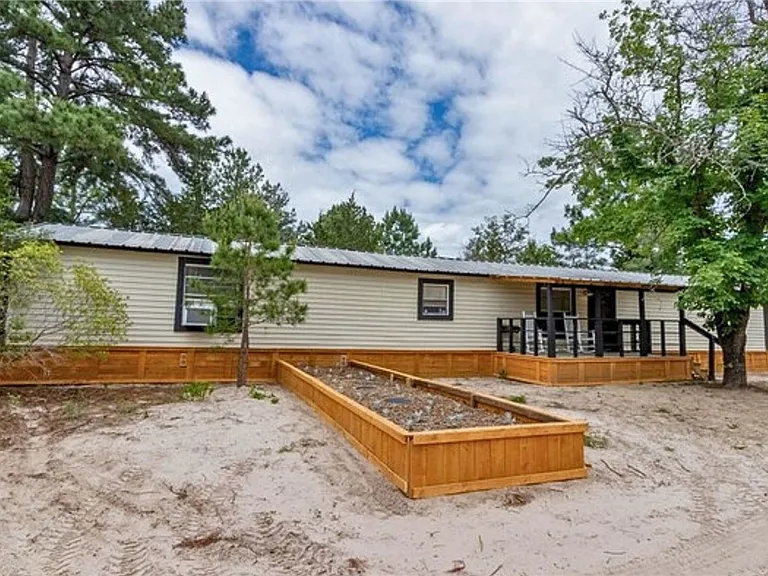 3812 Private Road 2034 — Photo 1