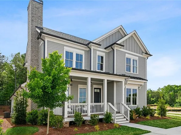 1025 Crossroads Trl, Milton, GA 30004