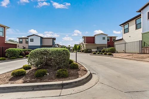 401 Bosque Blvd #102 Photo 1