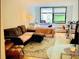 212 E 77th St APT 4C, New York, NY 10075