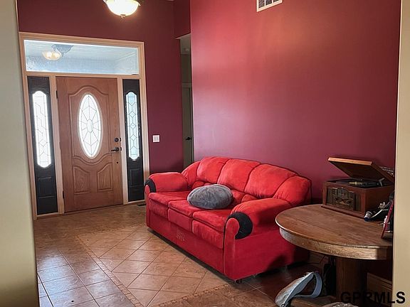 3rd image of 4407 Waterford Ave