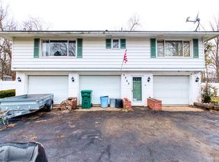5462 Scranton Rd, Hamburg, NY 14075