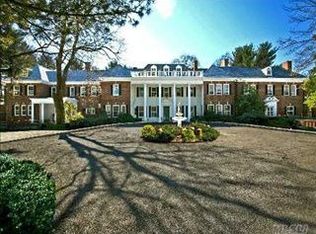 5909 Northern Blvd, East Norwich, NY 11732