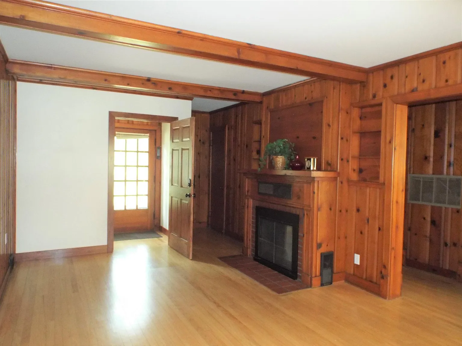 2 bed, 850 sqft, $780 — Photo 4