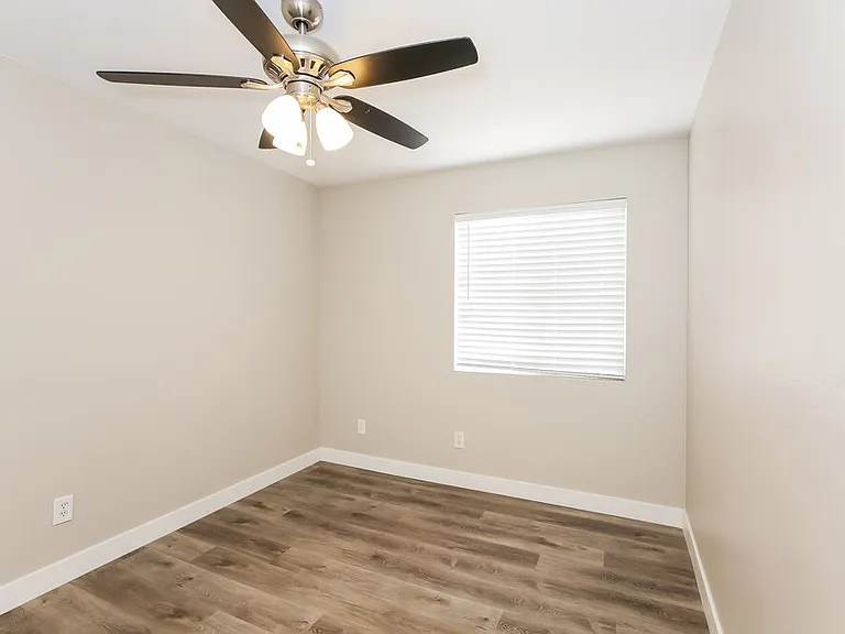 4445 Cielo Ln — Photo 12