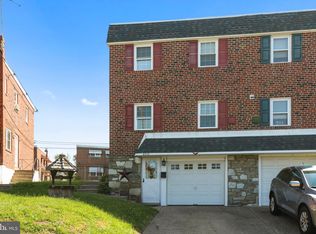 8919 Maxwell Pl, Philadelphia, PA 19152