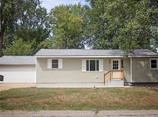 1126 S Packard Ave, Burton, MI