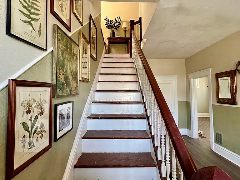 141 Brightwood Ave — Photo 3