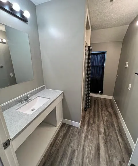 5119 Huntington Ave — Photo 11