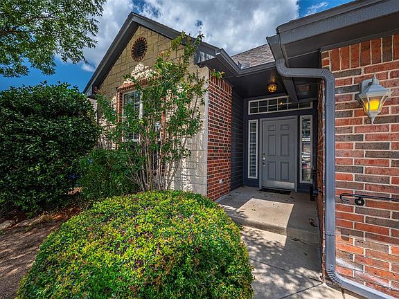 3rd image of 3611 Gullane Dr