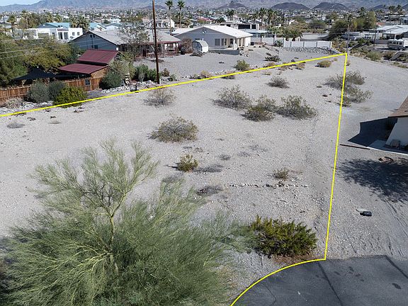 2nd image of 680 Yosemite Ct