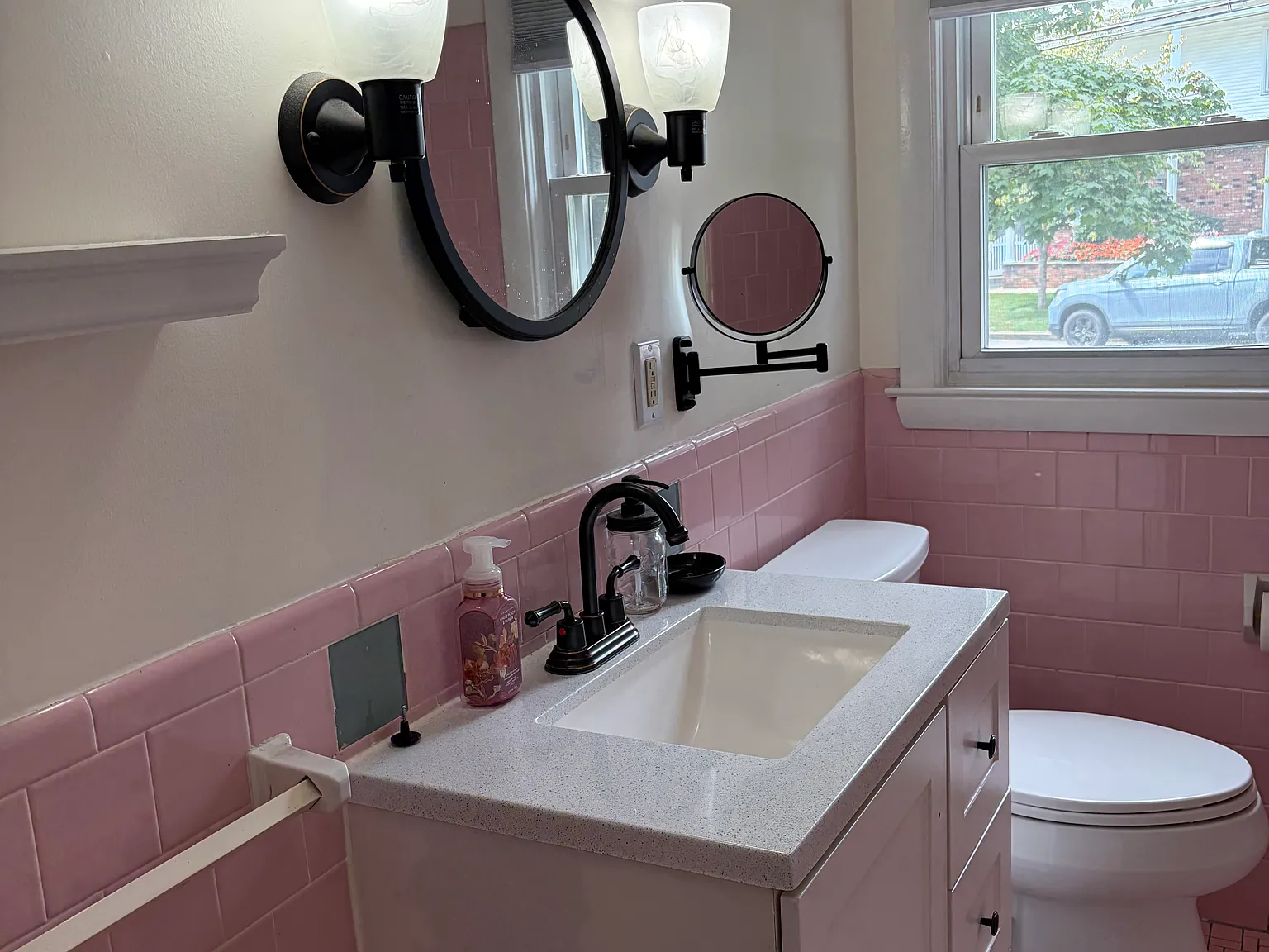2 bed, 1000 sqft, $1,800 — Photo 2