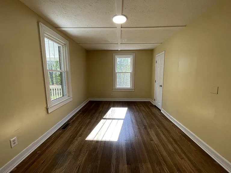 685 Bedford Hwy — Photo 15
