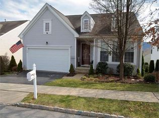 57 Kensington Cir, Belvidere, NJ 07823