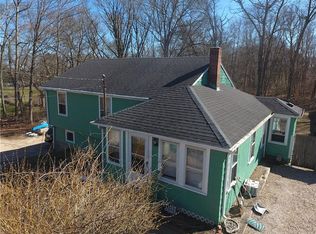 76 Perry Ave, South Kingstown, RI 02879