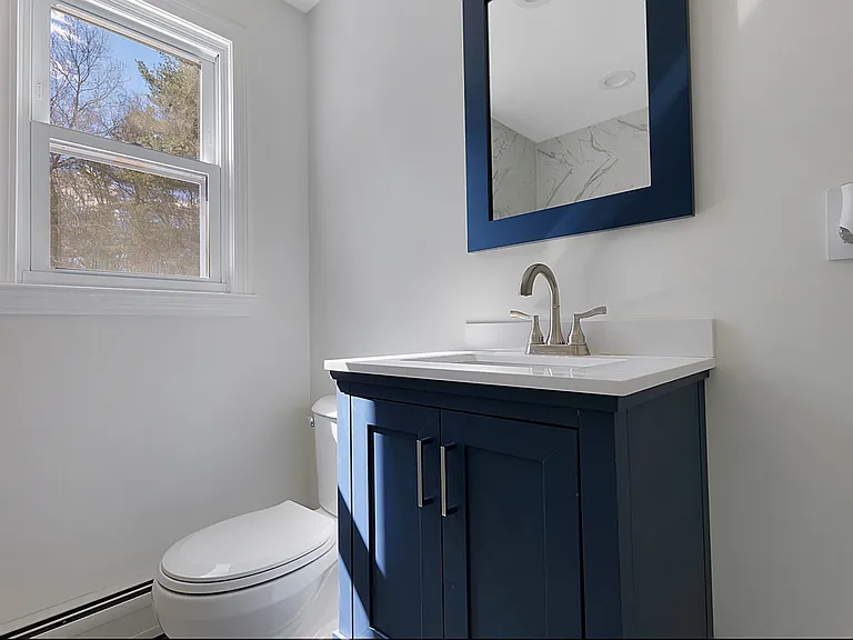 60 Union St — Photo 16