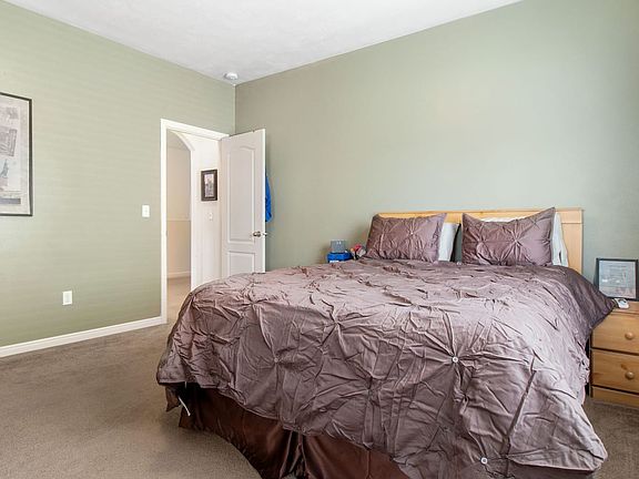 4th image of 5446 N Lorraine Way