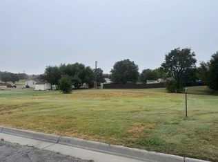 0 E Brier St, Dodge City, KS 67801