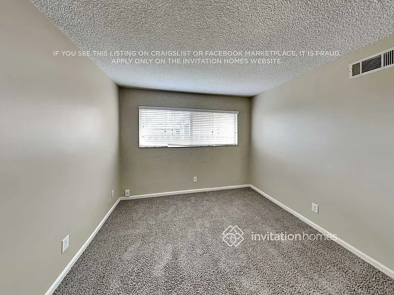 1406 E Elsmere Dr — Photo 11