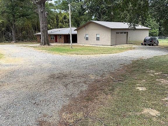2nd image of 3090 Rodgers Rd W