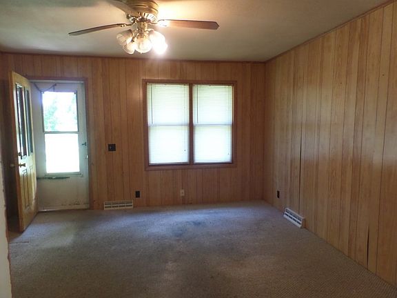 3rd image of 3719 Navaho Ave