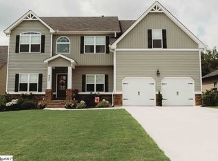 537 W Holloway Dr, Woodruff, SC 29388