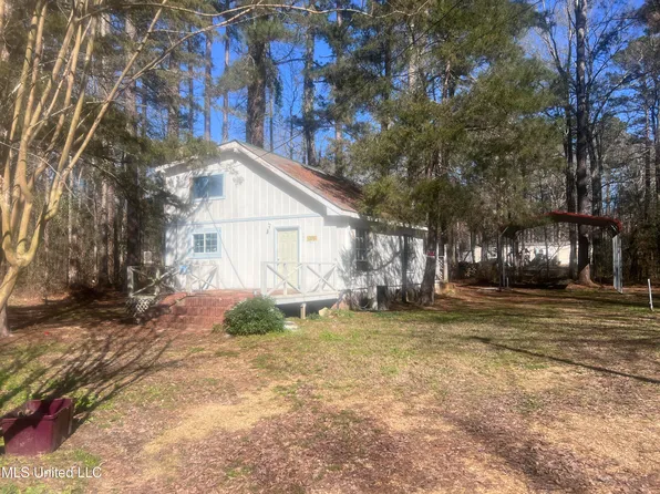 165 Canterbury Rd, Brandon, MS 39042