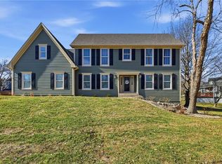 12526 Walmer St, Overland Park, KS 66209