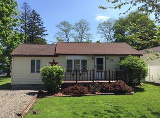 25 Miller Dr, Angola, NY 14006