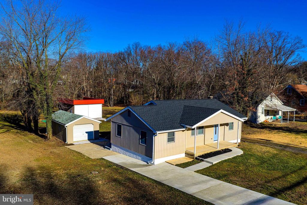 7924 Oakdale Ave, Baltimore, MD 21237
