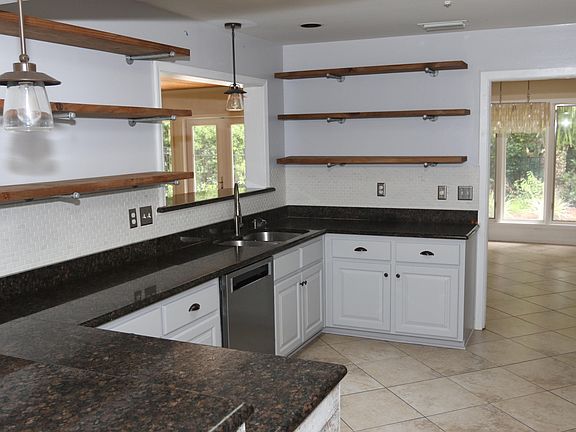 5th image of 2233 Laughing Gull Cir