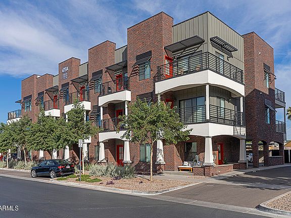 3rd image of 475 N 9TH Street #115