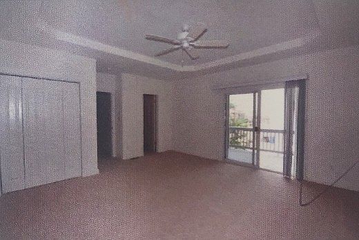 5th image of 2653 Ocean Shore Ave