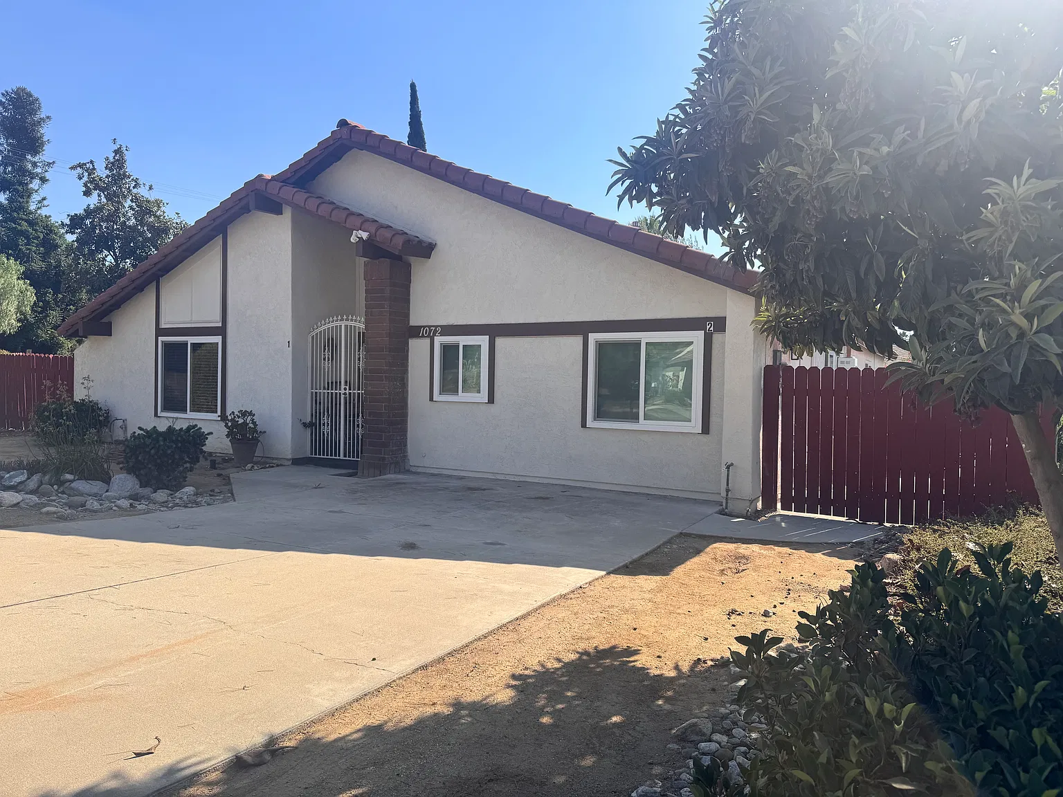 4 bed, 1724 sqft, $3,600 — Photo 2