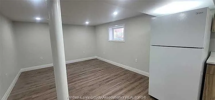 3 bed, $1,800 — Photo 4