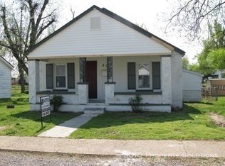 819 E Gladys St, Sikeston, MO 63801
