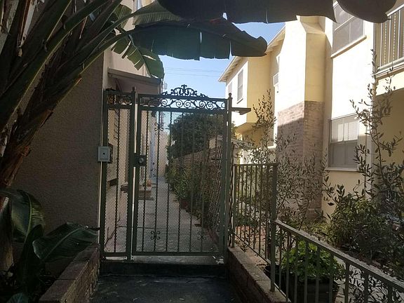 3rd image of 1014 14th St #10