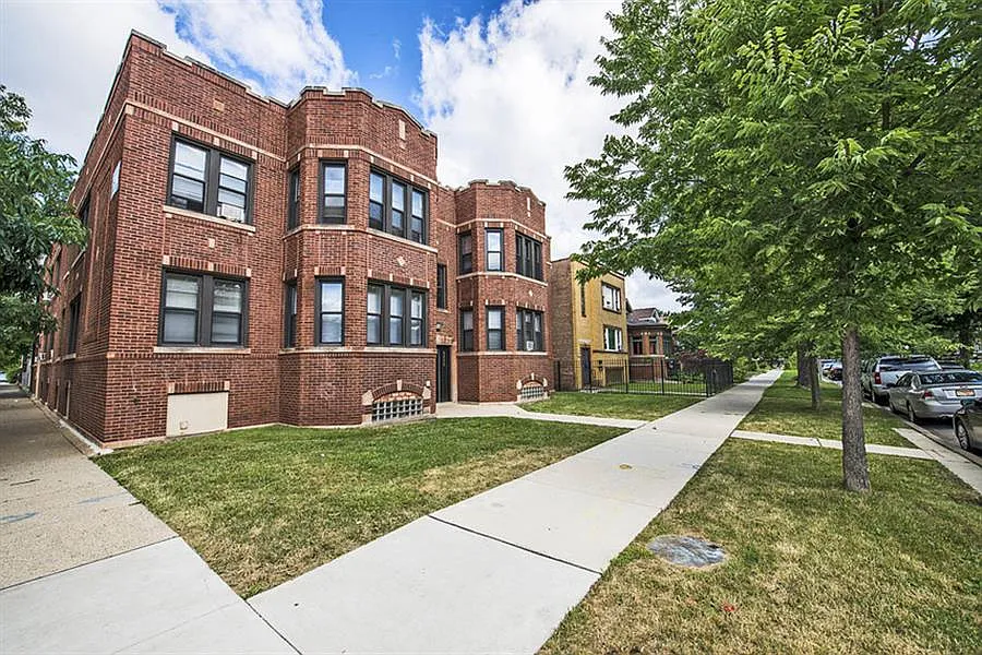 6458 S Fairfield Ave #2192213 photo 1