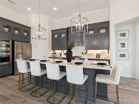 Striking kitchen