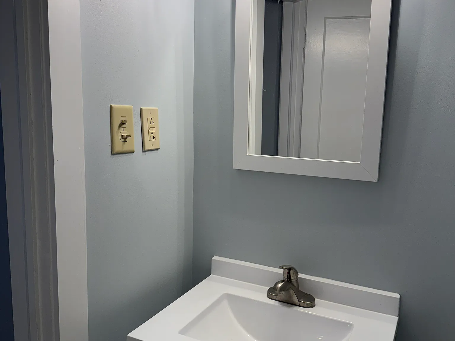 2 bed, 1000 sqft, $1,500 — Photo 3