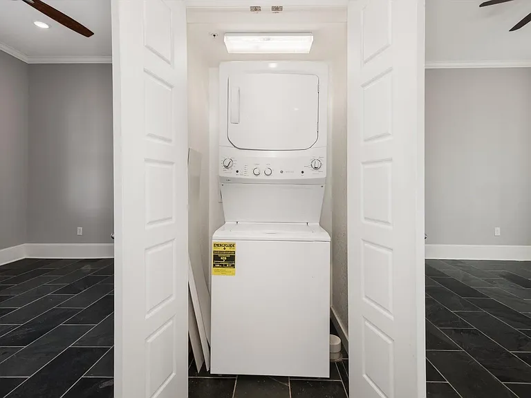 2401 Market St #101 — Photo 20