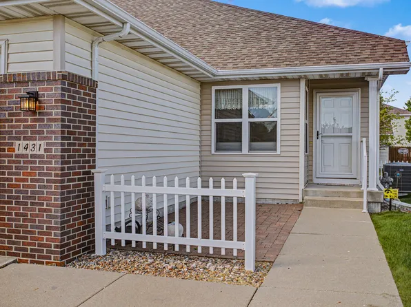 1431 Prairie Dr, Story City, IA 50248