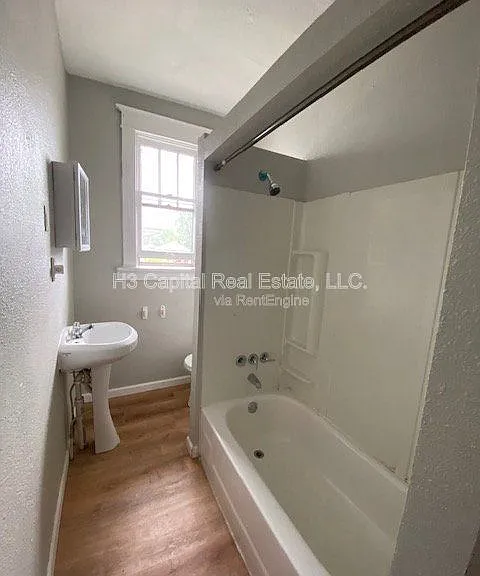 2446 State St #A — Photo 10