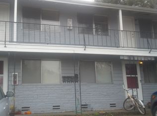 944 C St, Ashland, OR 97520