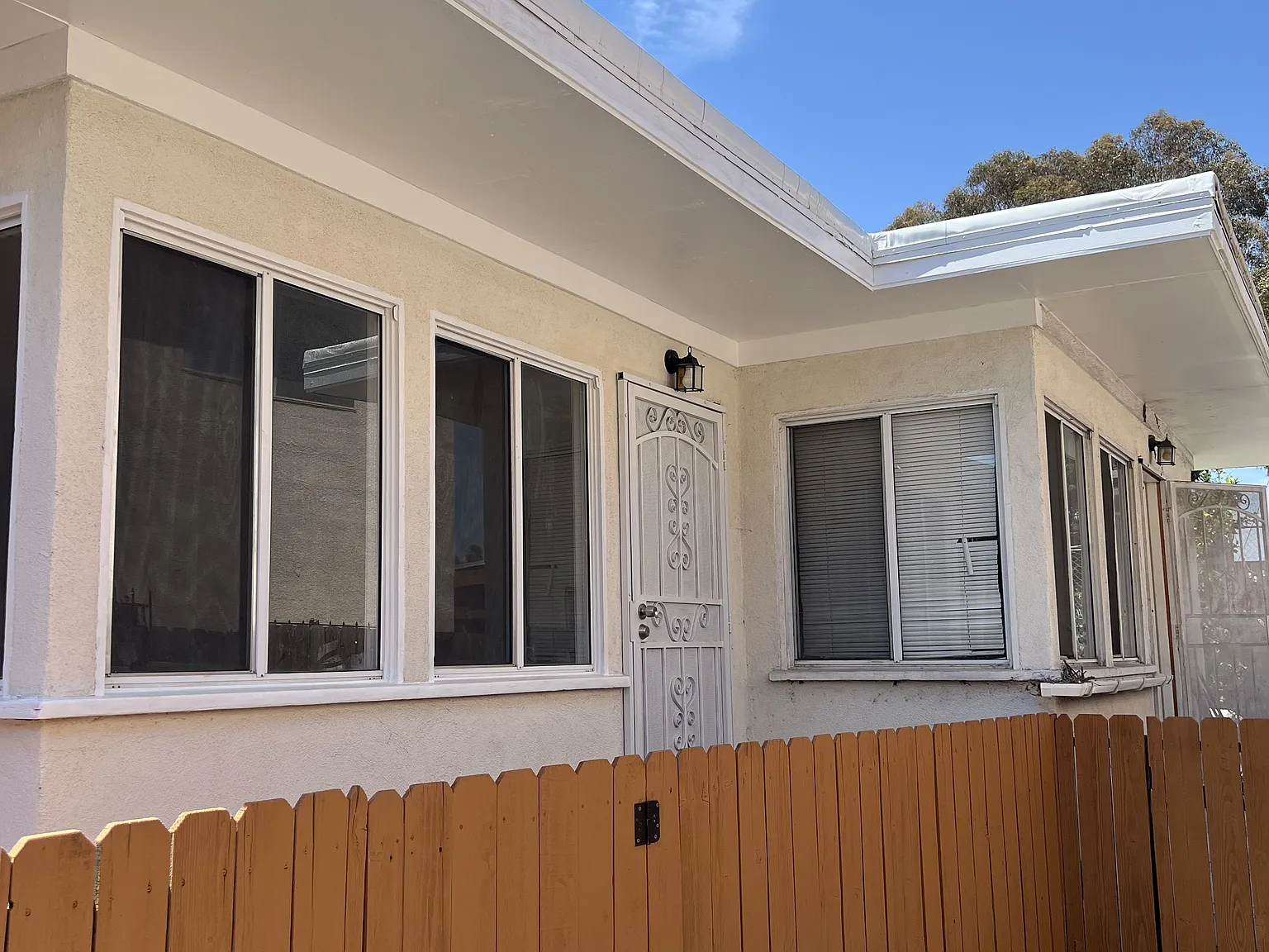 2 bed, $2,300 — Photo 2