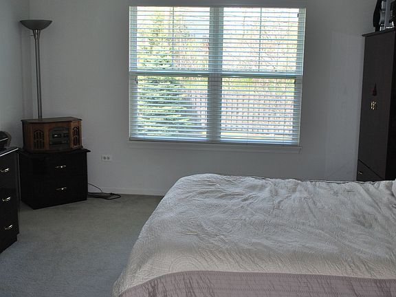 5th image of 314 Hickory Ln #314
