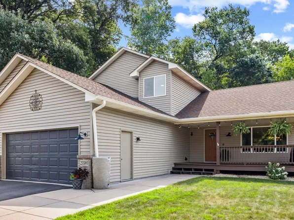 23593 Flora Ct NW, Saint Francis, MN 55070