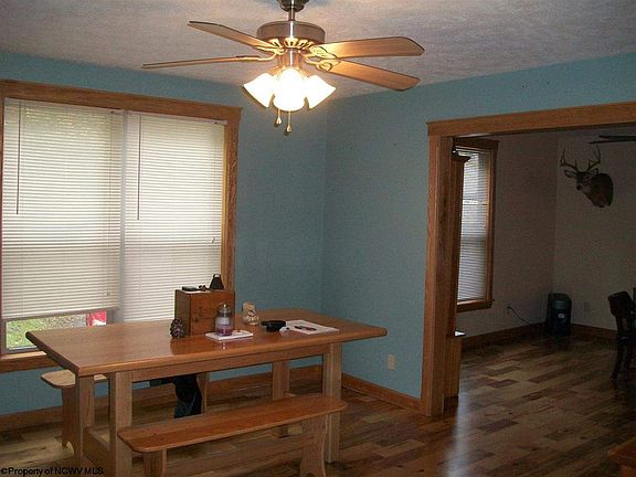 5th image of 483 S Crim Ave