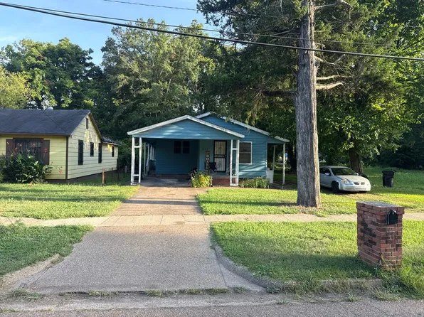 343 E Starling St, Greenville, MS 38701