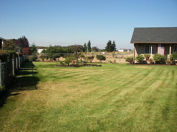 2nd image of 17943 Reynoldson Ct SW